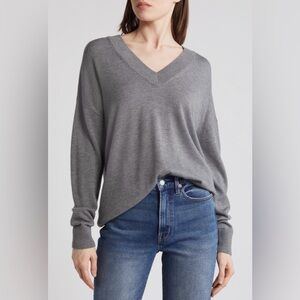 Treasure & Bond Relaxed V-Neck Sweater